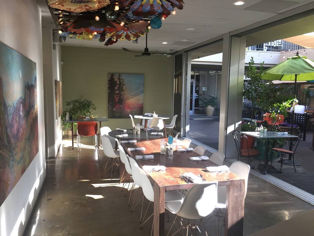 La Mo Restaurant | cafe | 310 E Main St Suite B, Turlock, CA 95380, USA | 2096326655 OR +1 209-632-6655