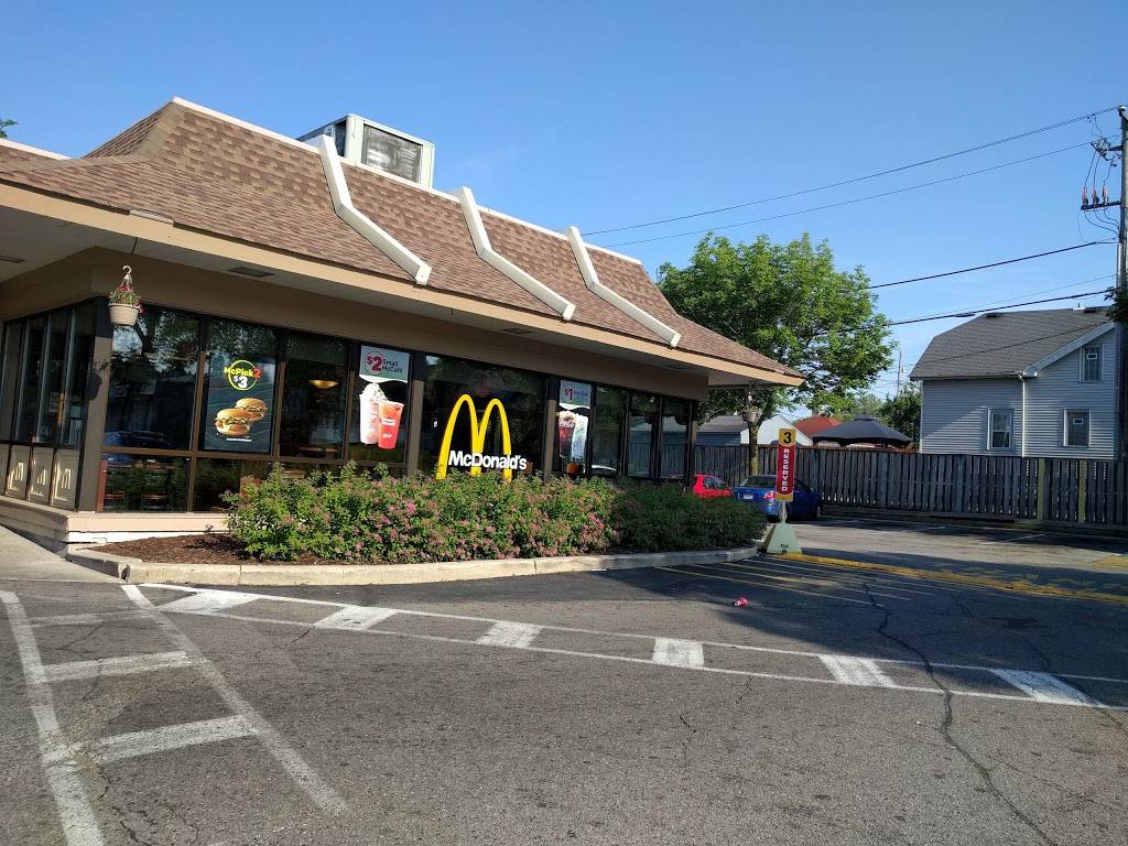 McDonalds | cafe | 617 W Oklahoma Ave, Milwaukee, WI 53215, USA | 4144823336 OR +1 414-482-3336