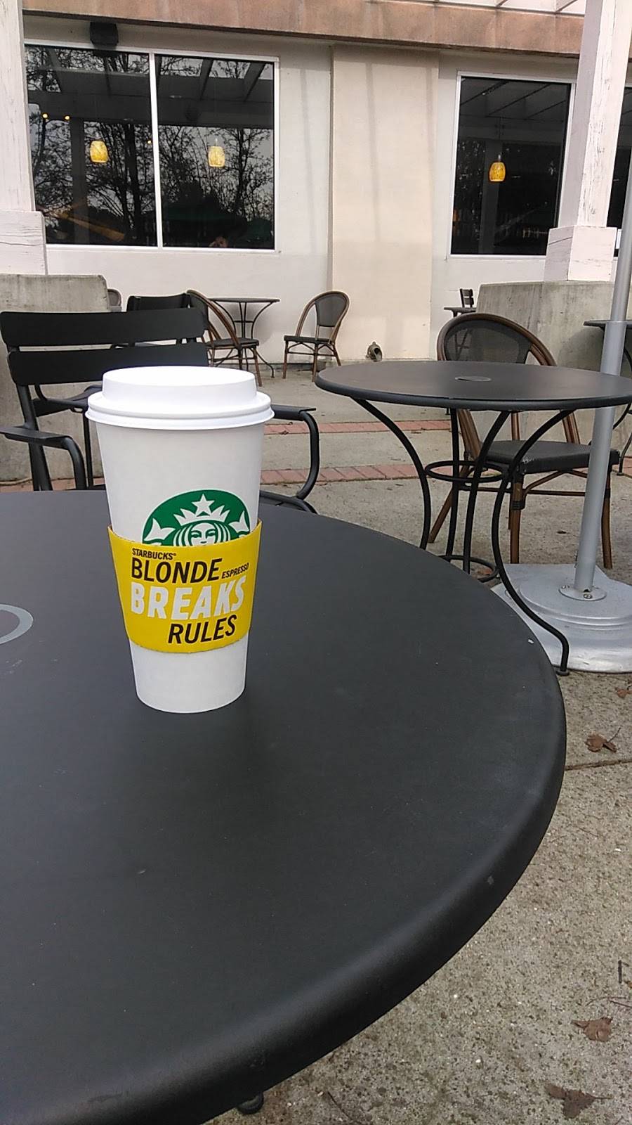 Starbucks | cafe | 470 Moraga Rd, Moraga, CA 94556, USA | 9253770523 OR +1 925-377-0523