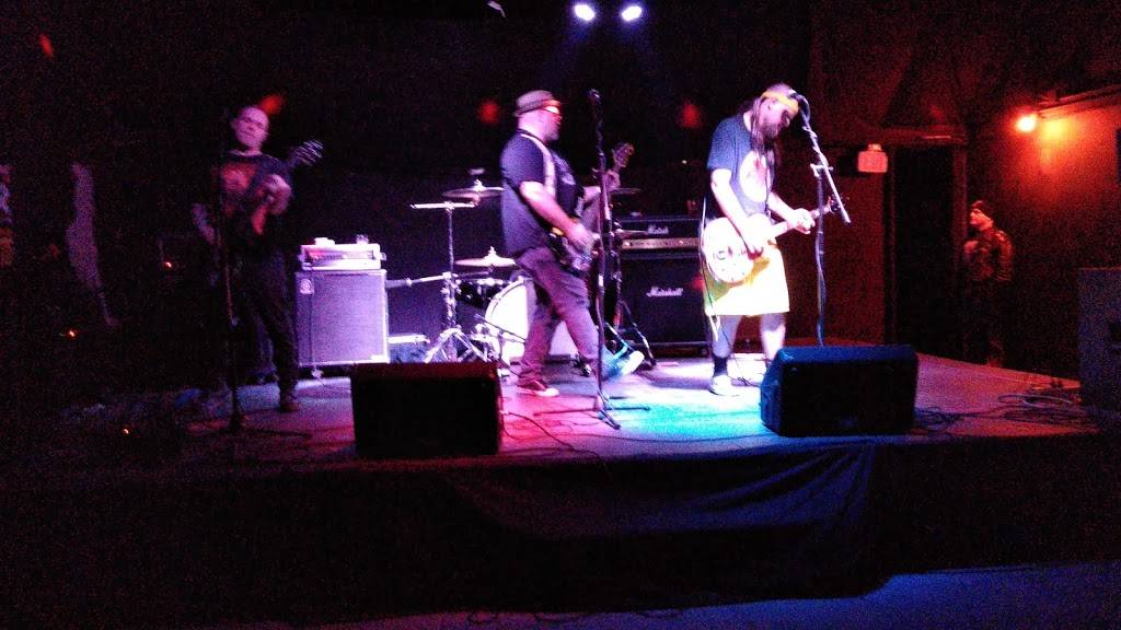 The Plaid Pig Live Music Lounge | restaurant | 5214 S Tacoma Way, Tacoma, WA 98409, USA | 2533012166 OR +1 253-301-2166