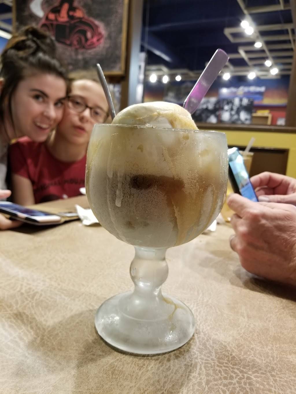 Hideaway Pizza | restaurant | 7847, 7877 E 51st St, Tulsa, OK 74145, USA | 9182704777 OR +1 918-270-4777