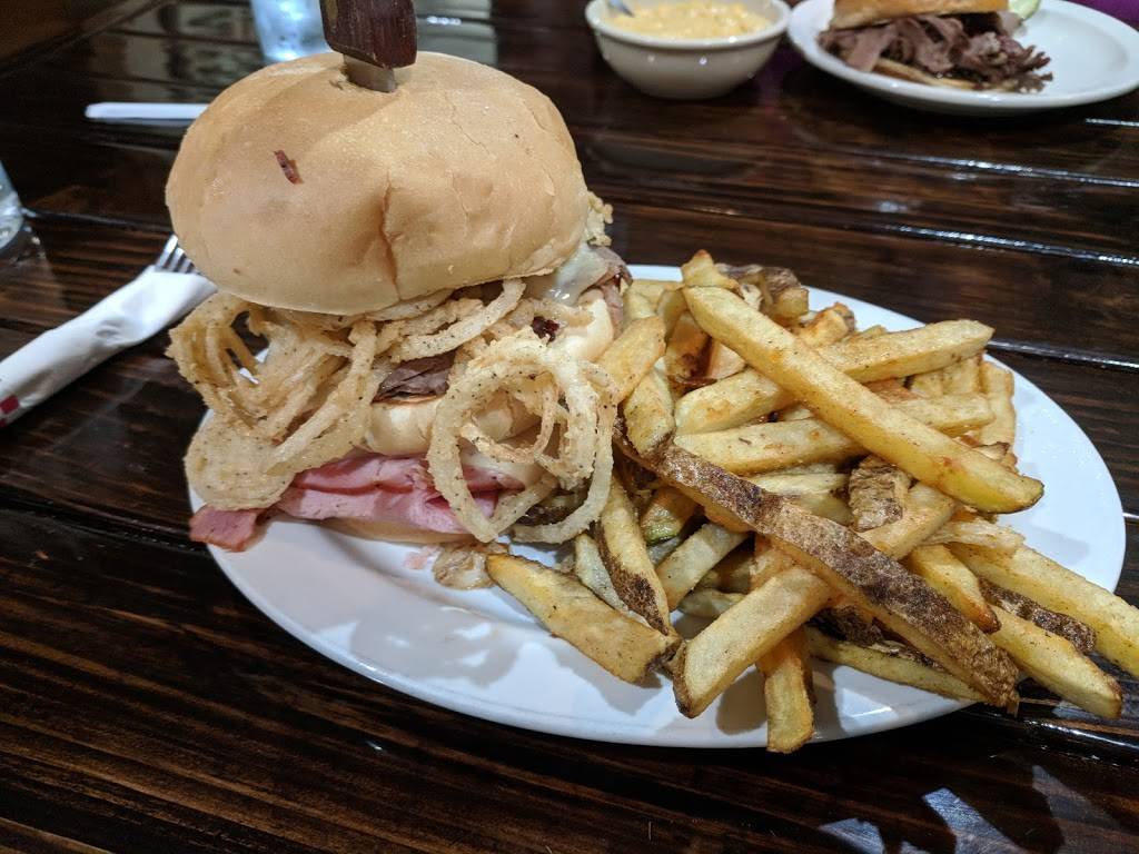 Big Ls BBQ | restaurant | 2 W Amity St, Louisburg, KS 66053, USA | 9138375361 OR +1 913-837-5361