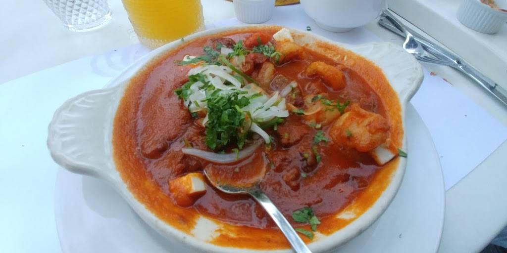 Fonda | restaurant | 189 9th Ave, New York, NY 10011, USA | 9175255252 OR +1 917-525-5252