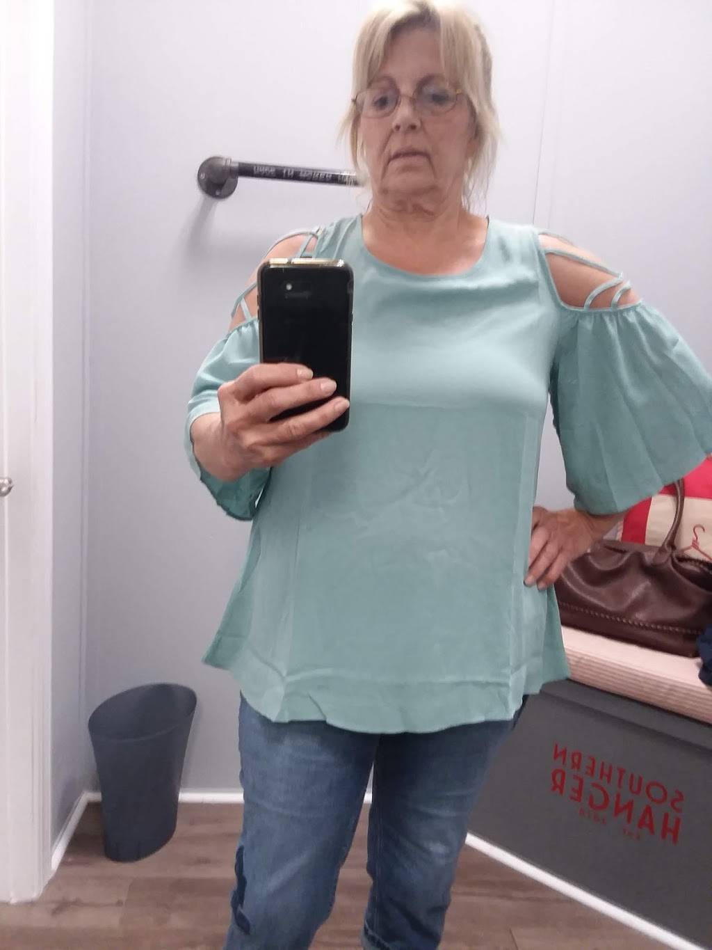 Maggie Maes | restaurant | 203 Gloucester St, Brunswick, GA 31520, USA | 9122641543 OR +1 912-264-1543