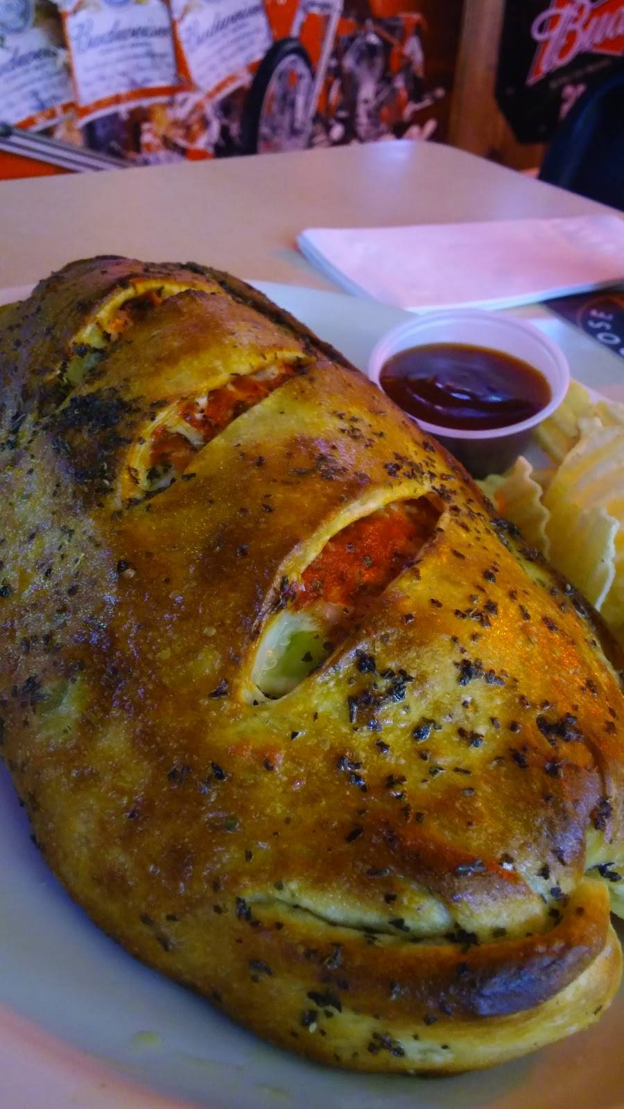 Sit n Bull Pub n Patio | restaurant | 101 S Main St, Laotto, IN 46763, USA | 2608973052 OR +1 260-897-3052