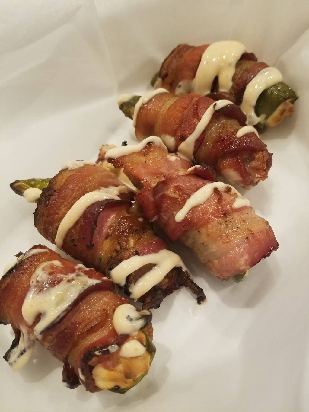 David Alan Alans Smokehouse & Saloon | restaurant | 325 Bay View Road, Suite d/e, Mukwonago, WI 53149, USA | 2623633227 OR +1 262-363-3227