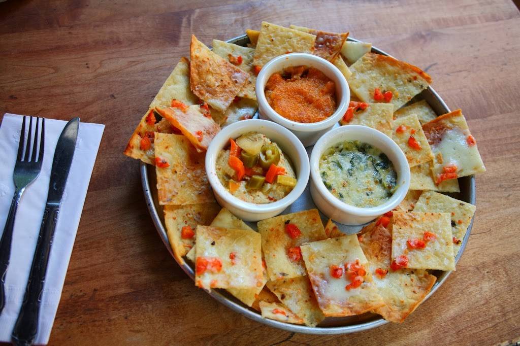 Lou Malnatis Pizzeria | meal delivery | 1120 N State St, Chicago, IL 60610, USA | 3127257777 OR +1 312-725-7777