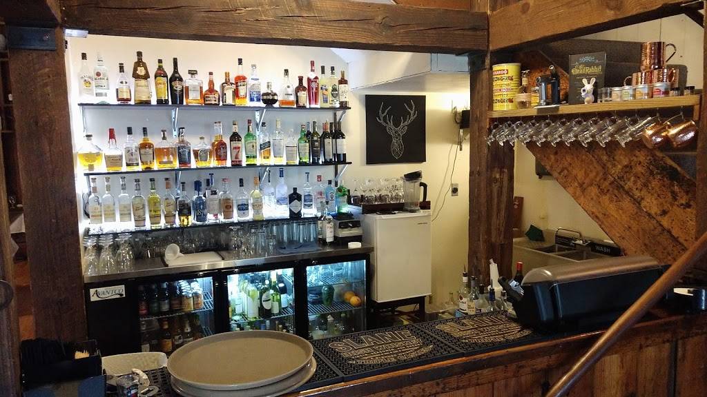 Iron Stag Restaurant & Bar | restaurant | 911 S Main St, Boerne, TX 78006, USA | 8303312099 OR +1 830-331-2099