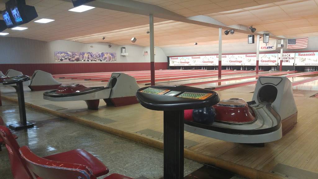 Back Mountain Bowl | meal takeaway | 3555 Memorial Hwy, Dallas, PA 18612, USA | 5706755026 OR +1 570-675-5026