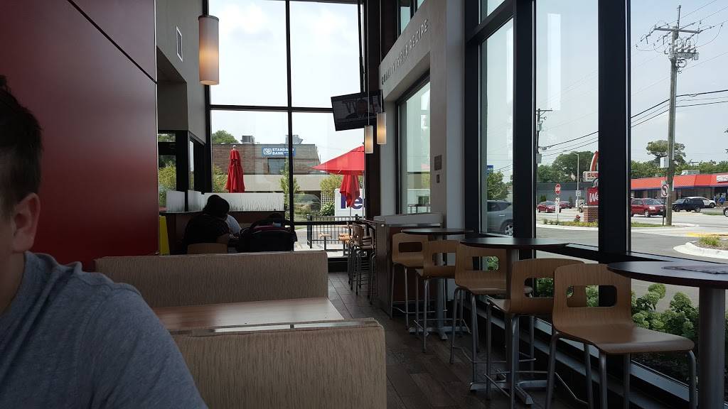 Wendys | restaurant | 8501 Ogden Ave, Lyons, IL 60534, USA | 7084424481 OR +1 708-442-4481