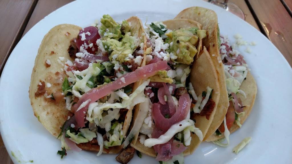 Rosarios | restaurant | 9715 San Pedro Ave, San Antonio, TX 78216, USA | 2104814100 OR +1 210-481-4100