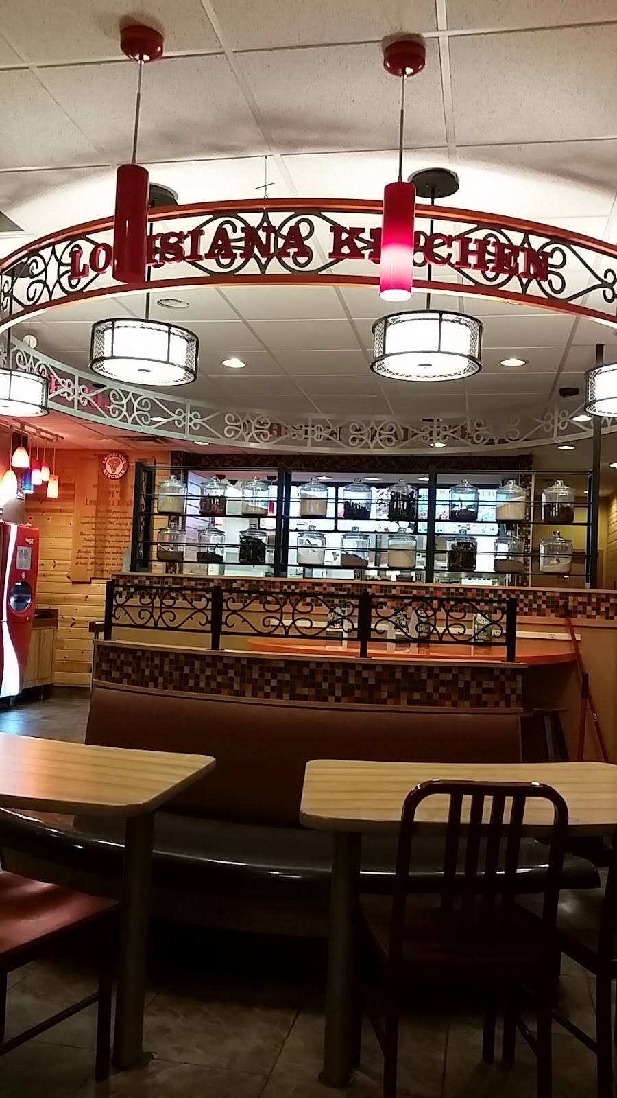 Popeyes Louisiana Kitchen | restaurant | 3831 8th St SW, Altoona, IA 50009, USA | 5159676313 OR +1 515-967-6313