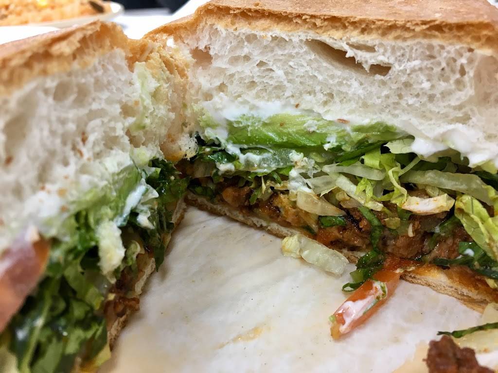 Taqueria Aguascalientes | restaurant | 2106 S Cicero Ave, Cicero, IL 60804, USA | 7086568933 OR +1 708-656-8933