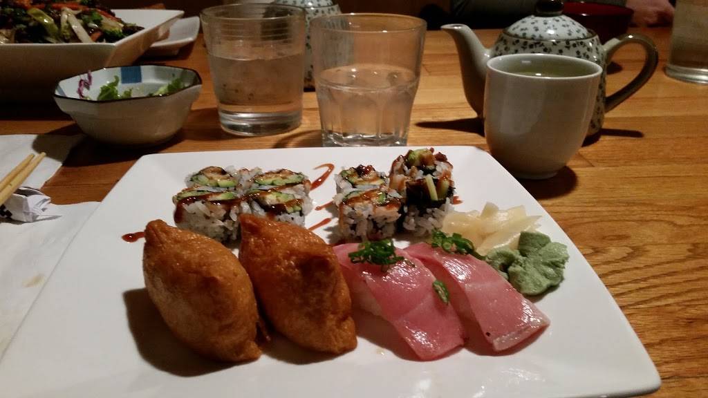 Sushi In Joy | restaurant | 2618 Bellevue Way NE, Bellevue, WA 98004, USA | 4255761743 OR +1 425-576-1743