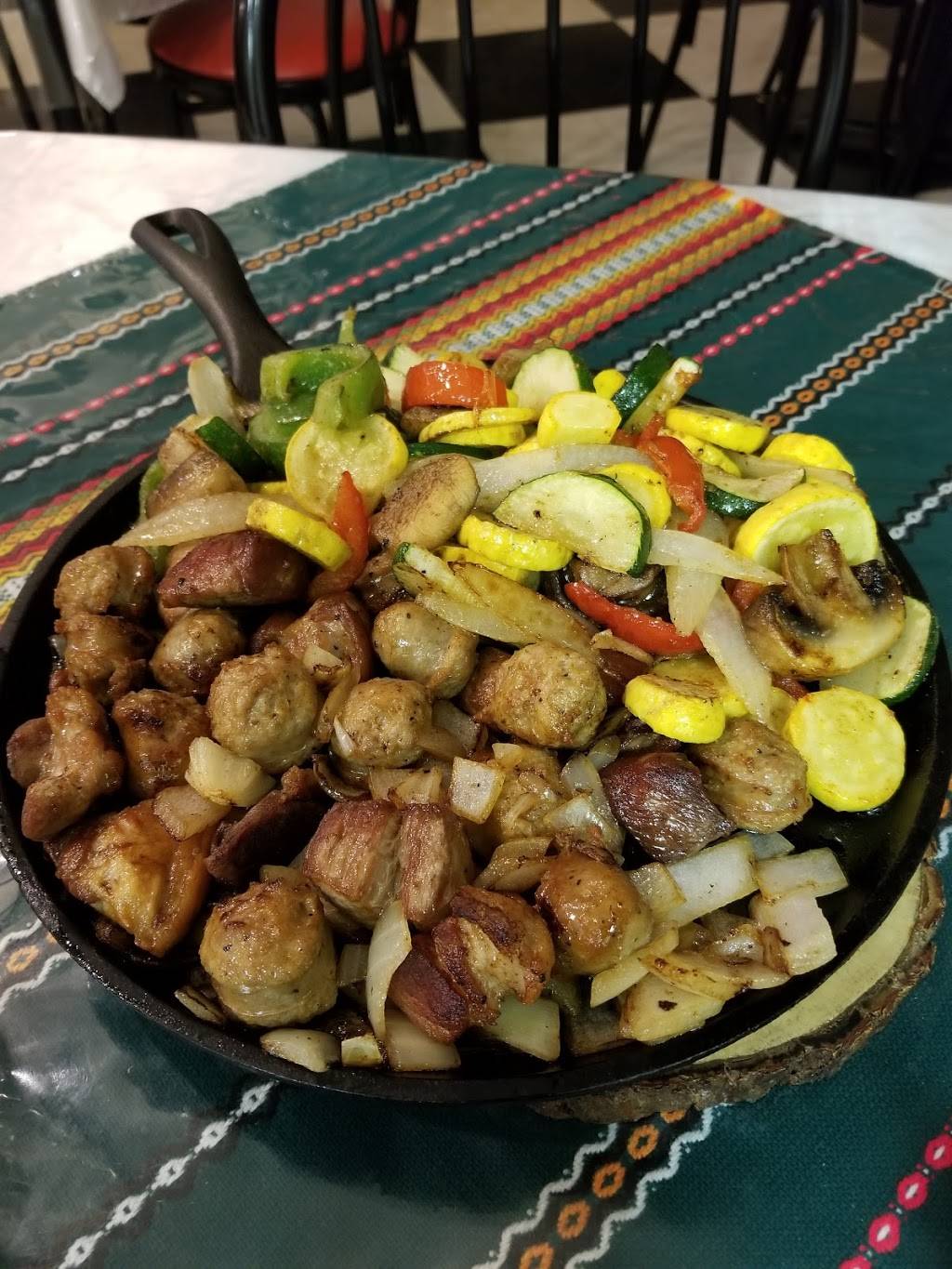 4 Seasons Restaurant | restaurant | 8402 Hudson Ln, Louisville, KY 40291, USA | 5027499969 OR +1 502-749-9969