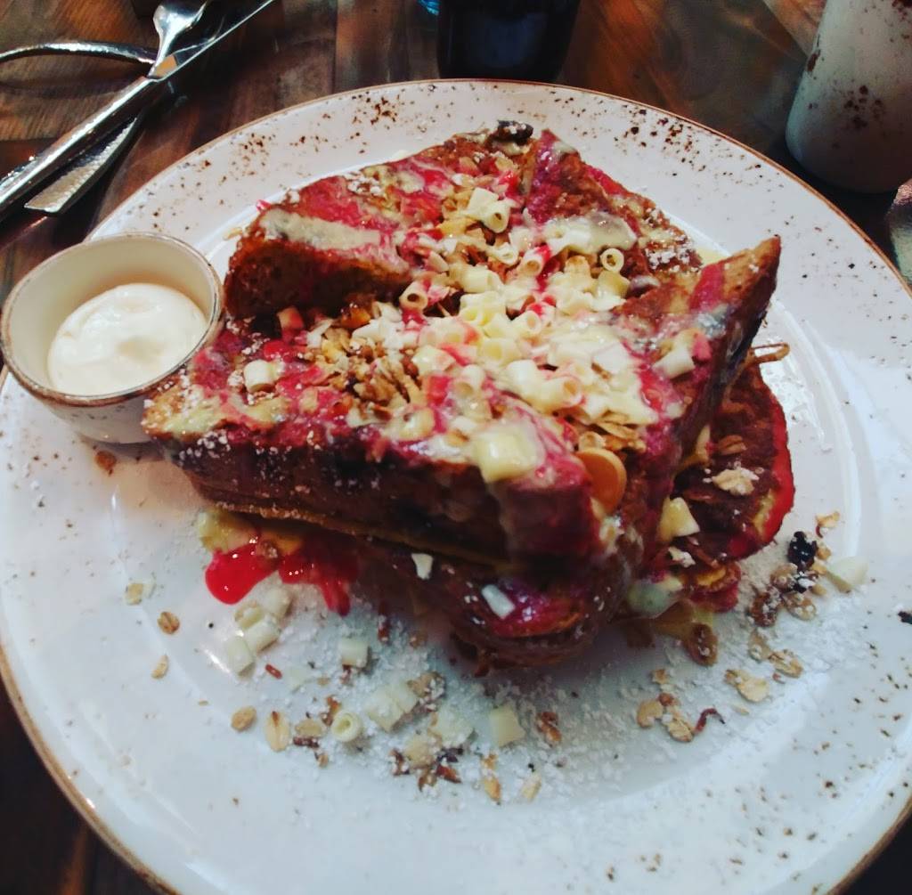 Dellas Kitchen | restaurant | 3940 Las Vegas Blvd S Delano, Las Vegas, NV 89119, USA | 7026329250 OR +1 702-632-9250