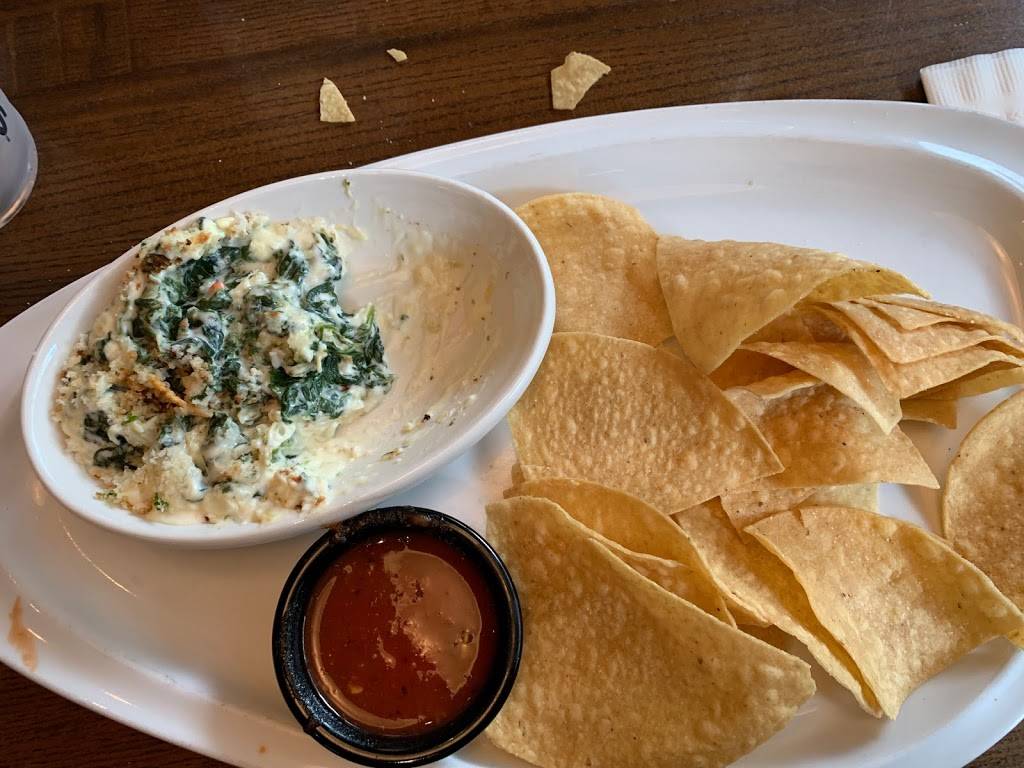 TGI Fridays | restaurant | 111 East Tevis St, Winchester, VA 22601, USA | 5407223059 OR +1 540-722-3059