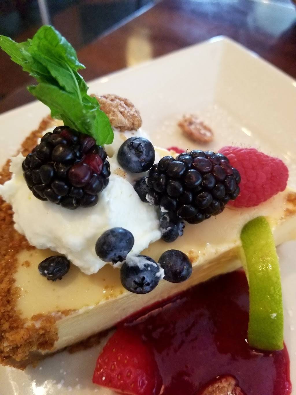 Pappadeaux Seafood Kitchen | restaurant | 12420 East Fwy, Houston, TX 77015, USA | 7138604001 OR +1 713-860-4001