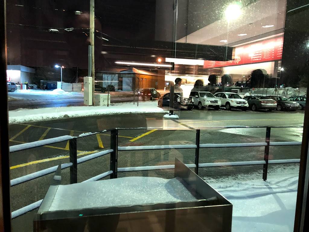 Chipotle Mexican Grill | restaurant | 28077 Chagrin Blvd, Woodmere, OH 44122, USA | 2165919102 OR +1 216-591-9102