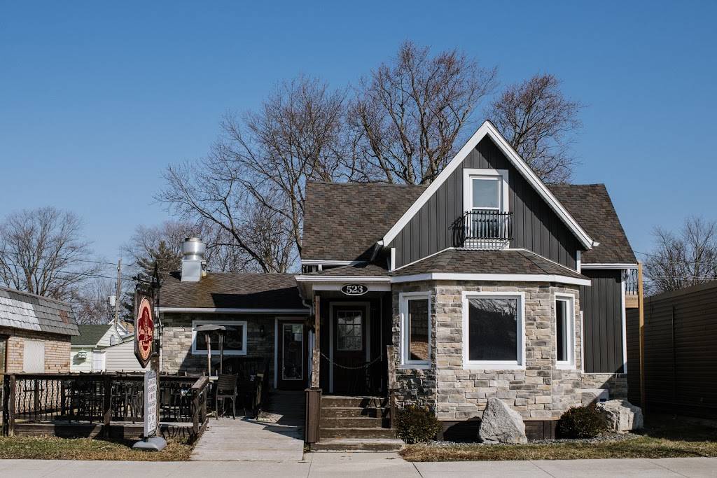 Casa Mia Ristorante | restaurant | 523 Notre Dame St, Belle River, ON N0R 1A0, Canada | 5197282224 OR +1 519-728-2224