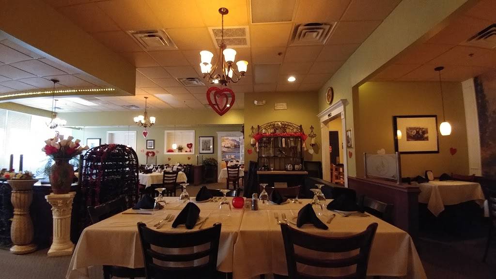 Santionis Italian Restaurant | restaurant | 3535 US-17, Fleming Island, FL 32003, USA | 9042641331 OR +1 904-264-1331