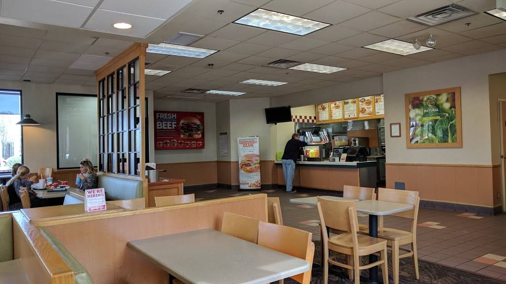 Wendys | restaurant | 875 S Val Vista Dr, Gilbert, AZ 85296, USA | 4806337994 OR +1 480-633-7994