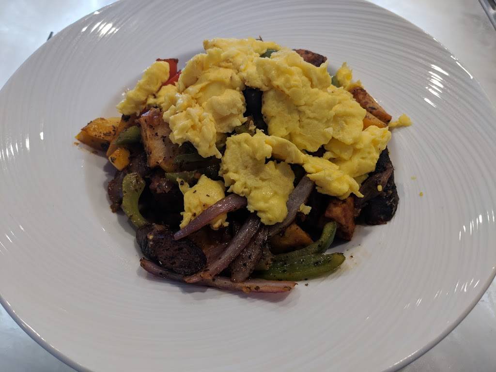 Meze Mediterraneo | restaurant | 680 Mall Dr, Schaumburg, IL 60173, USA | 8475986393 OR +1 847-598-6393