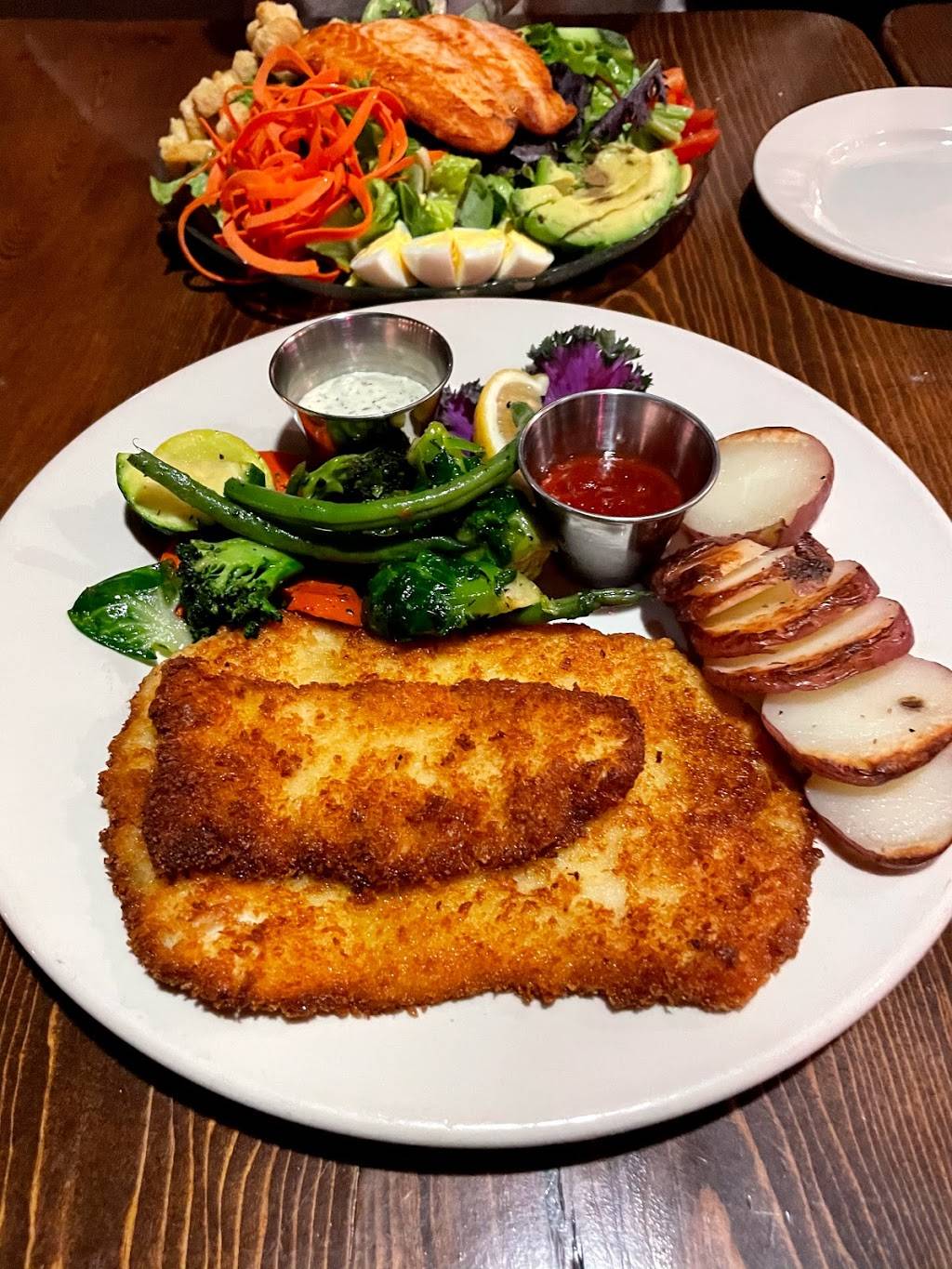 CATCH SEAFOOD BAR & GRILL | restaurant | 836 W 11th St, Paso Robles, CA 93446, USA | 8052393332 OR +1 805-239-3332