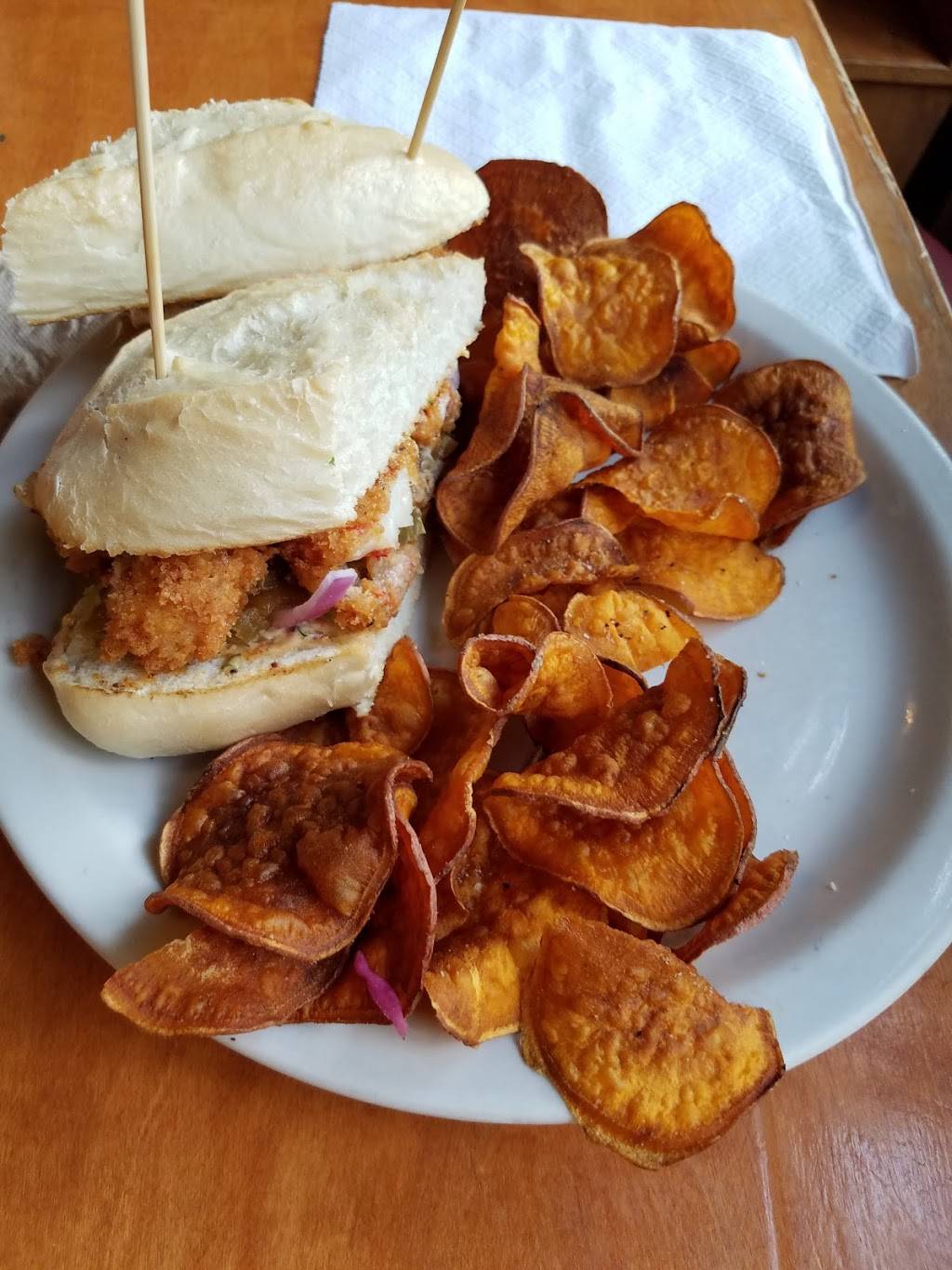 Twains Brewpub & Billiards | restaurant | 211 E Trinity Pl, Decatur, GA 30030, USA | 4043730063 OR +1 404-373-0063