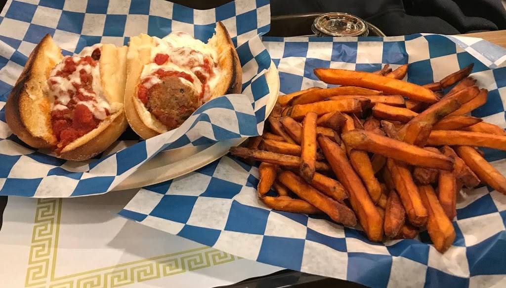 Sierras Brick Oven Pizza & Pub | restaurant | 648 Old West Central St, Franklin, MA 02038, USA | 5085300868 OR +1 508-530-0868