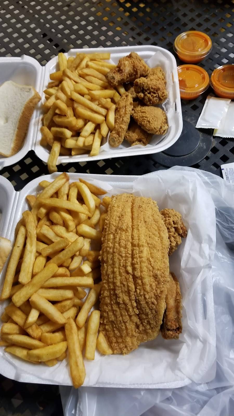 Sharks Fish & Chicken | restaurant | 1837 Montgomery Hwy #103, Hoover, AL 35244, USA | 2056823211 OR +1 205-682-3211