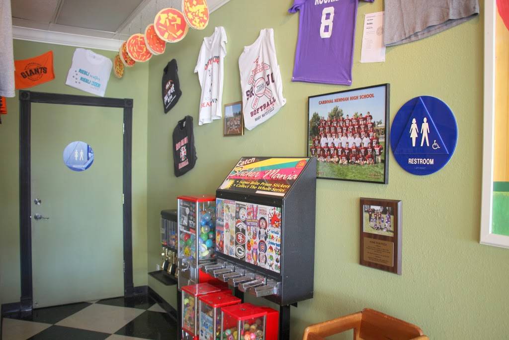 Homerun Pizza | restaurant | 484 Larkfield Center, Santa Rosa, CA 95403, USA | 7075276600 OR +1 707-527-6600