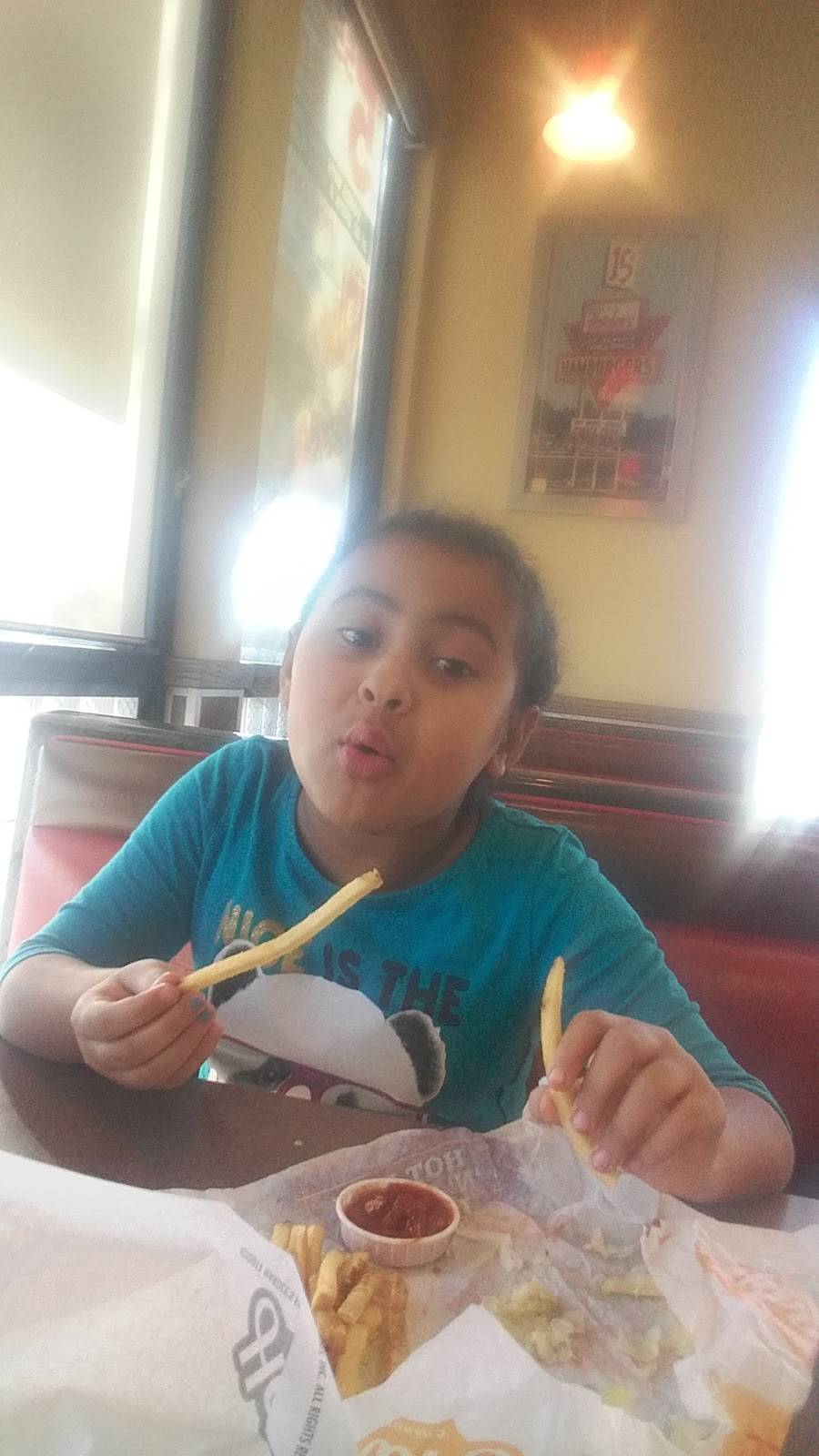 Hardees | restaurant | 3351 Sides Branch Rd, Winston-Salem, NC 27127, USA | 3367888409 OR +1 336-788-8409