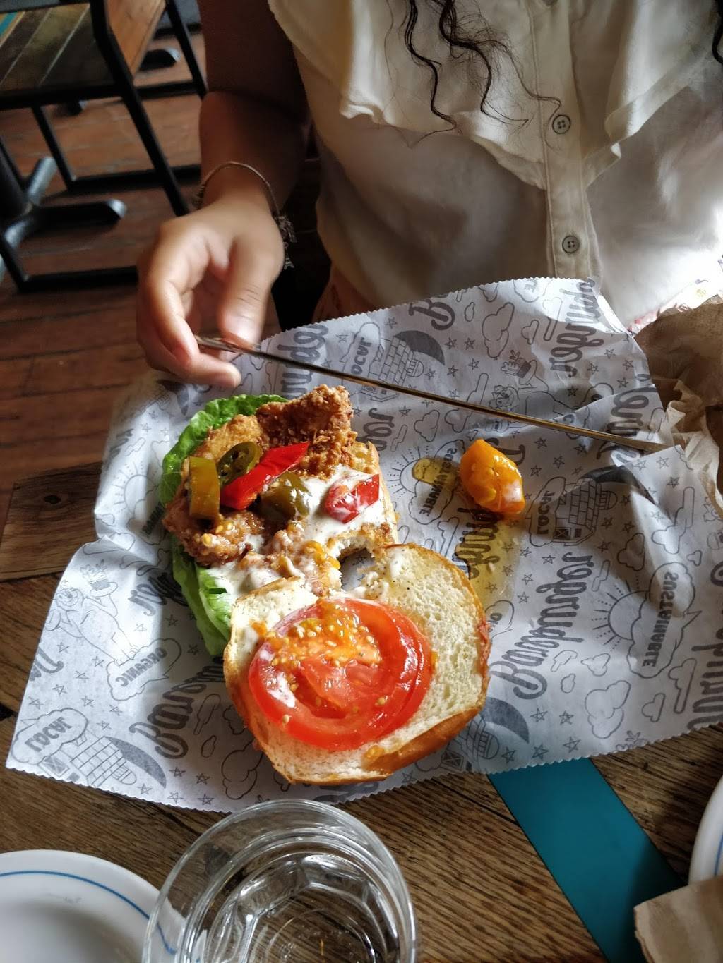 Bareburger | restaurant | 149 Court St, Brooklyn, NY 11201, USA | 3475296673 OR +1 347-529-6673