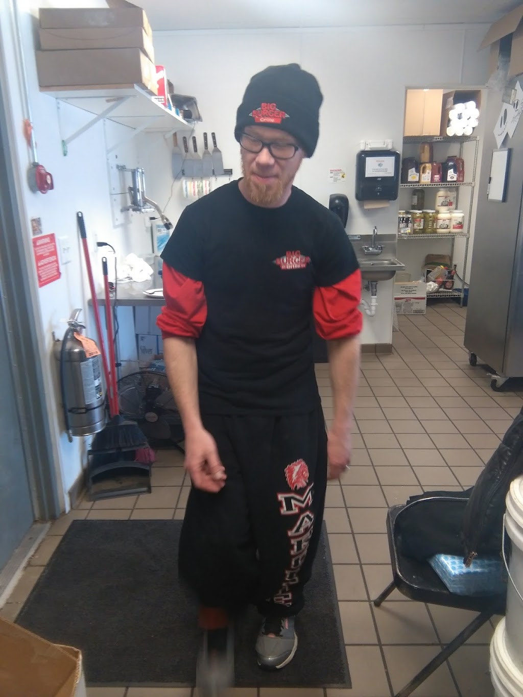 Big Burger Grille | restaurant | 150 Carmen Dr, Marquette, MI 49855, USA | 9062494248 OR +1 906-249-4248