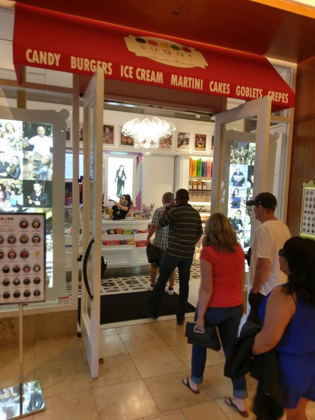 Sugar Factory Bellevue | restaurant | 11111 NE 8th St #120, Bellevue, WA 98004, USA | 4254540313 OR +1 425-454-0313