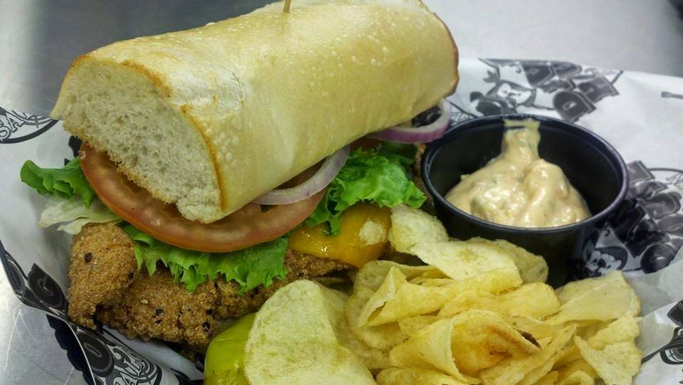 DawgHouse Saloon | restaurant | 1522 Demonbreun St, Nashville, TN 37203, USA | 6158647393 OR +1 615-864-7393