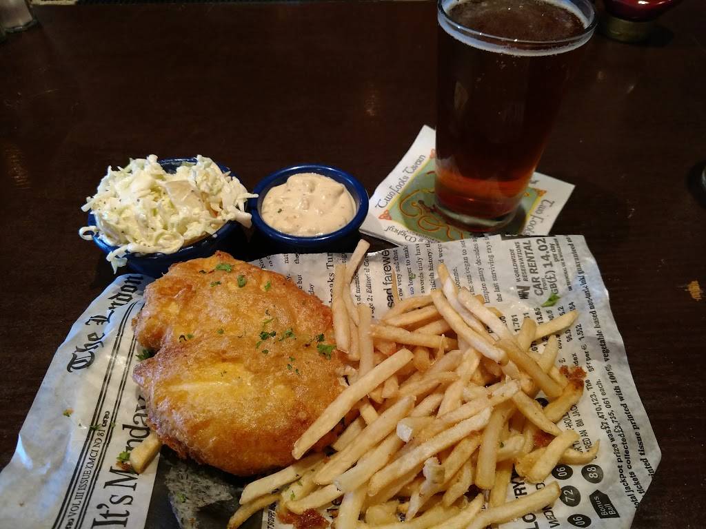 Two Fools Tavern | restaurant | 3211 Central Ave NE, Albuquerque, NM 87106, USA | 5052657447 OR +1 505-265-7447