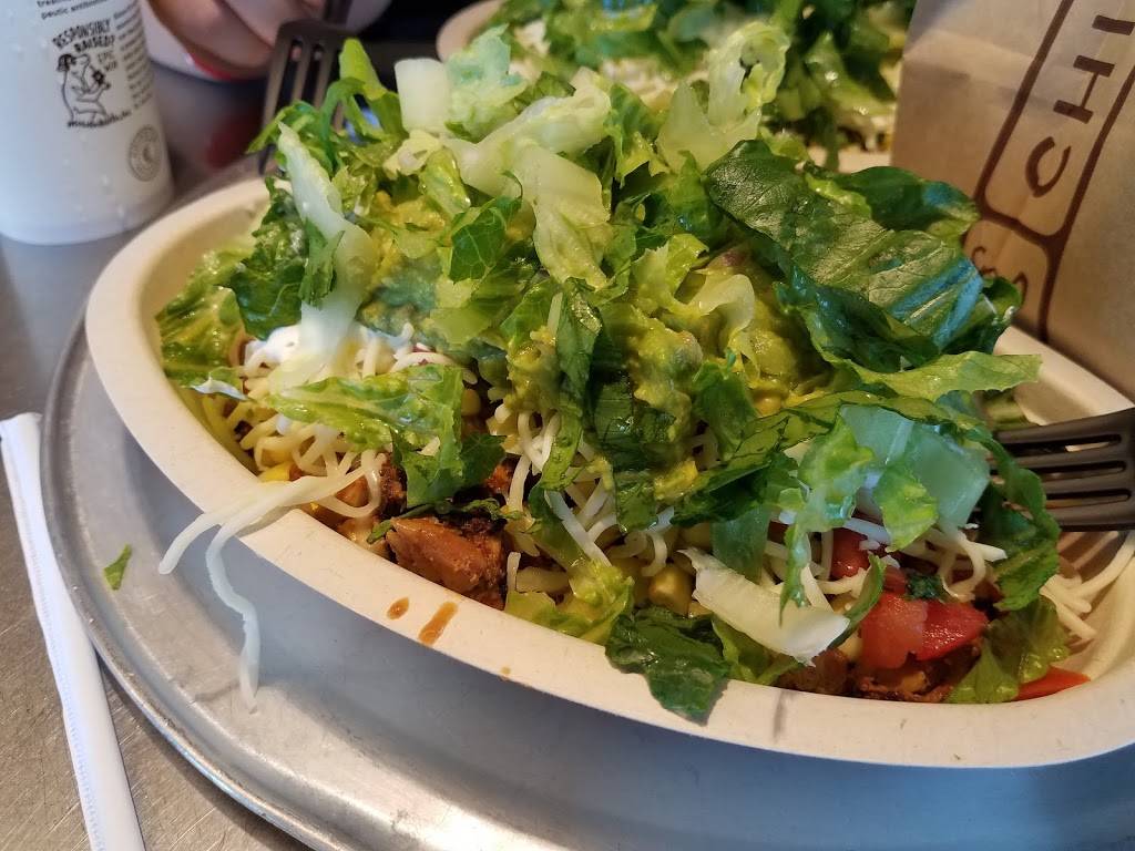 Chipotle Mexican Grill | restaurant | 1207 N Keller Dr, Effingham, IL 62401, USA | 2173473800 OR +1 217-347-3800