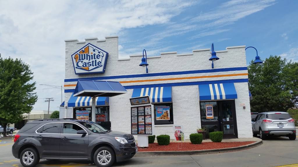 White Castle | restaurant | 12156 S Cicero Ave, Alsip, IL 60803, USA | 7083881435 OR +1 708-388-1435
