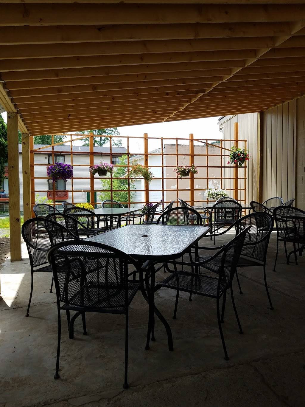 Kristofors | restaurant | 1224 Campville Rd, Endicott, NY 13760, USA | 6077485305 OR +1 607-748-5305