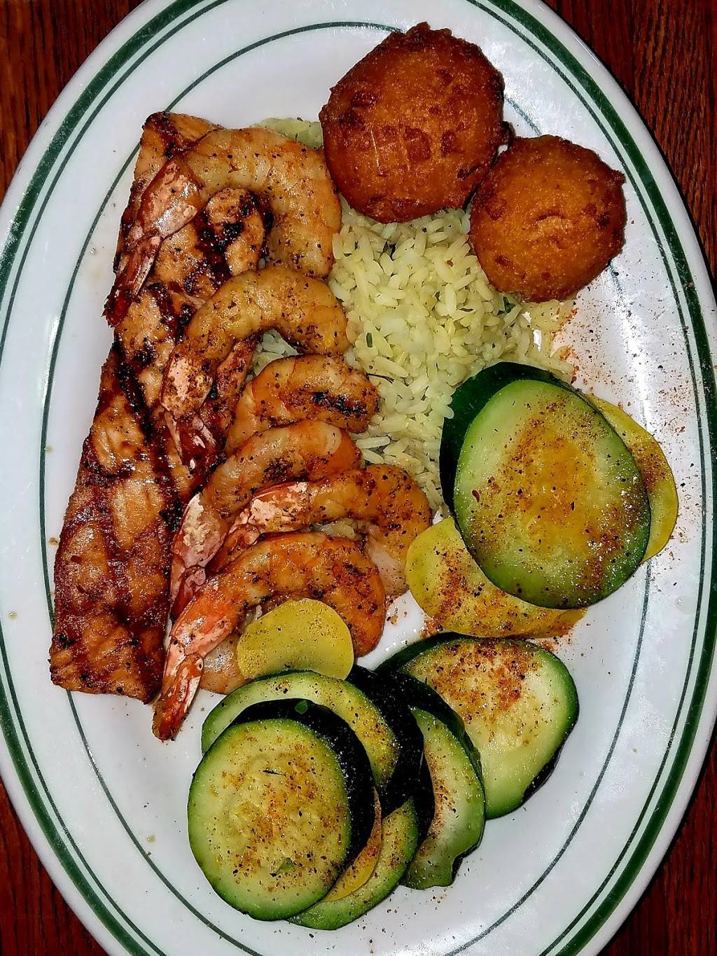 Sea Island Shrimp House | restaurant | 322 W Rector, San Antonio, TX 78216, USA | 2103427771 OR +1 210-342-7771