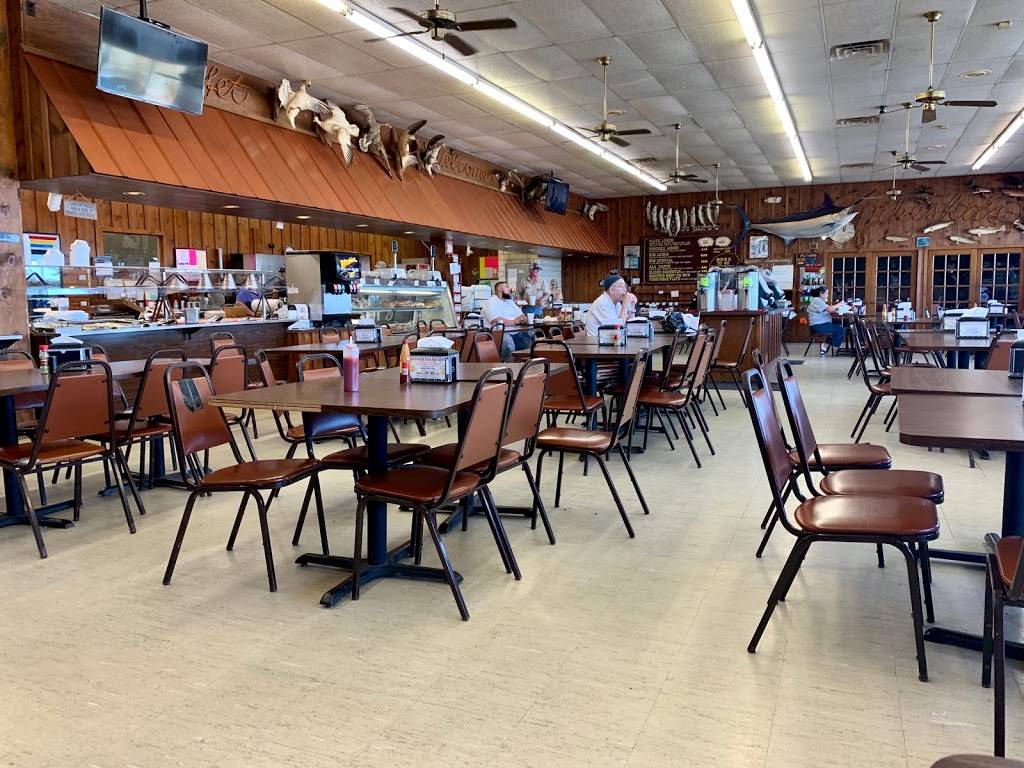 Mikeskas Bar-B-Q & Catering | restaurant | 22730 US-59, El Campo, TX 77437, USA | 8003882552 OR +1 800-388-2552