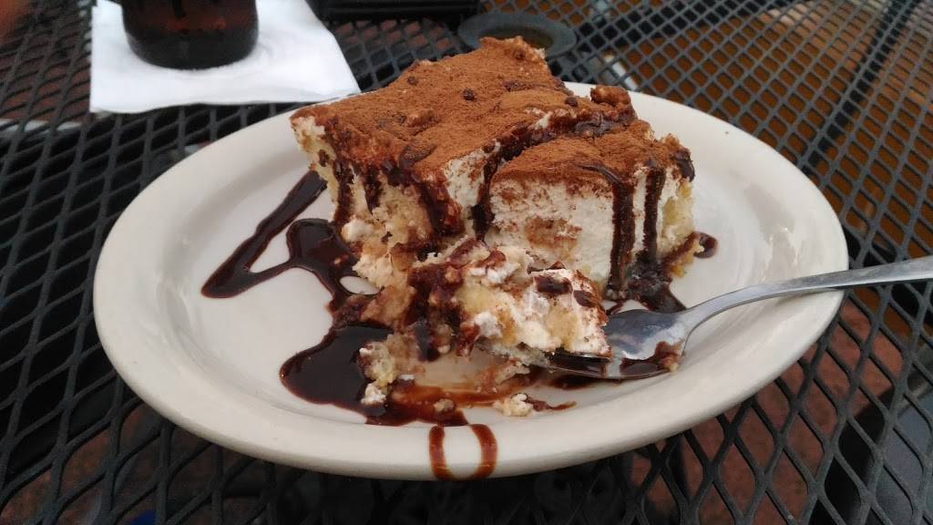 Aris Restaurant & Bar | restaurant | 3101 Hampton Ave, St. Louis, MO 63139, USA | 3146444264 OR +1 314-644-4264