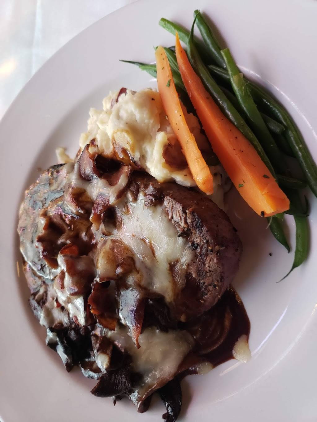 The Left Bank | restaurant | 511 Rhode Island St, Buffalo, NY 14213, USA | 7168823509 OR +1 716-882-3509