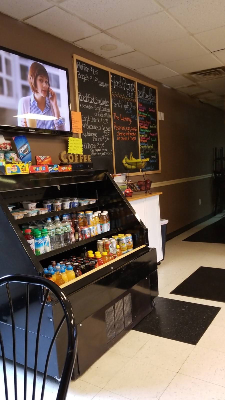 Ts Café | restaurant | 228 Union St, Holbrook, MA 02343, USA | 7817671579 OR +1 781-767-1579