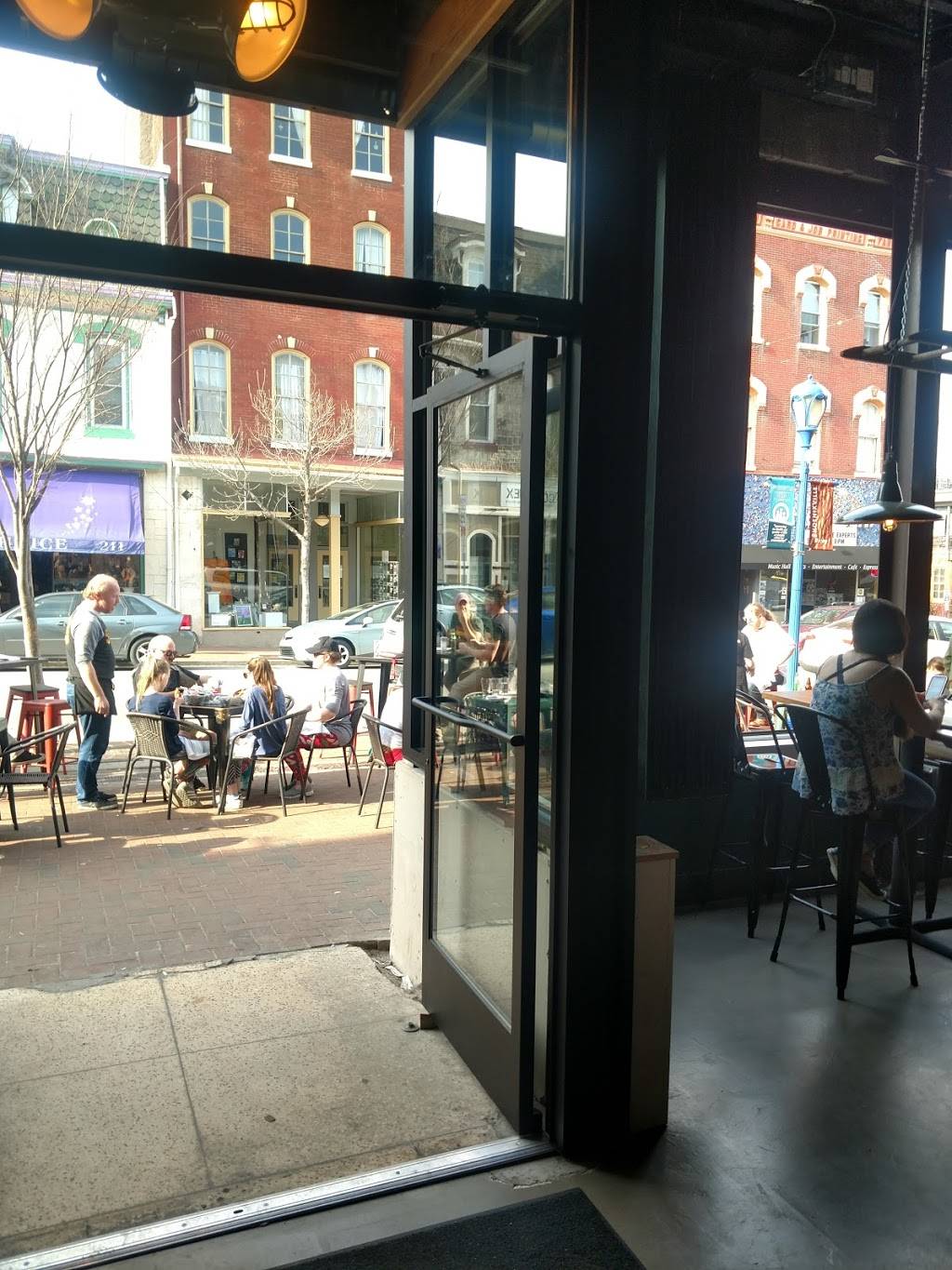 Bistro on Bridge | restaurant | 3404, 210 Bridge St, Phoenixville, PA 19460, USA | 6109357141 OR +1 610-935-7141