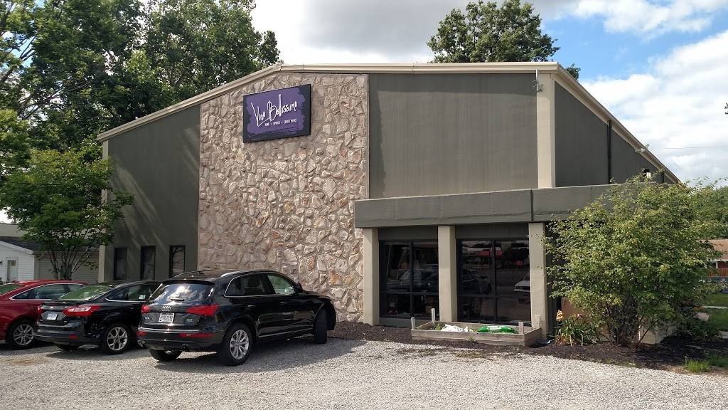 Vino Bellissimo | restaurant | 2412 Cable Ct, Lima, OH 45805, USA | 4192211010 OR +1 419-221-1010