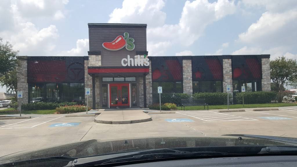 Chilis Grill & Bar | meal takeaway | 19825 Northwest Fwy, Houston, TX 77065, USA | 2818074260 OR +1 281-807-4260