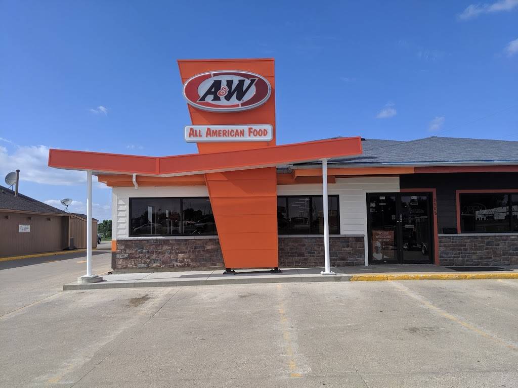A&W Restaurants | restaurant | 2308 17th St, Spirit Lake, IA 51360, USA | 7123399246 OR +1 712-339-9246
